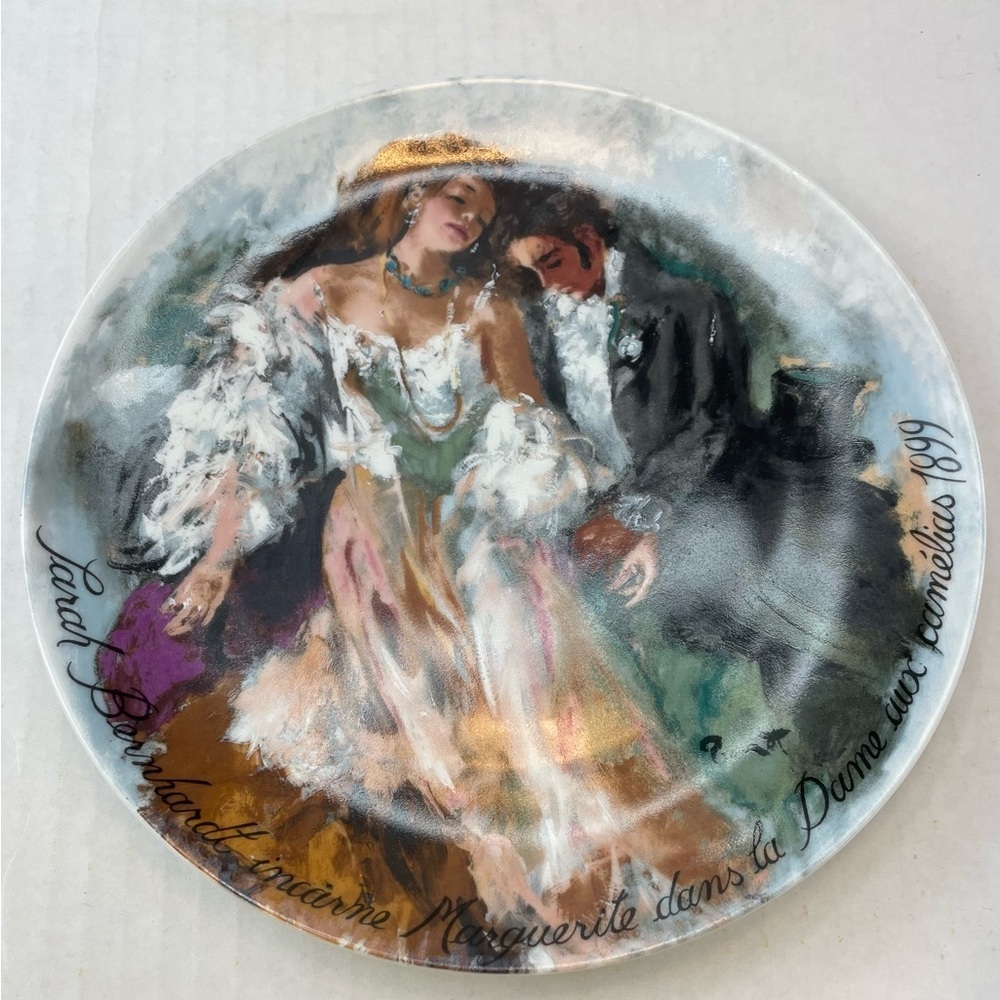 Vintage "Sarah Bernhardt Incarne Marguerite" 1986 Plate